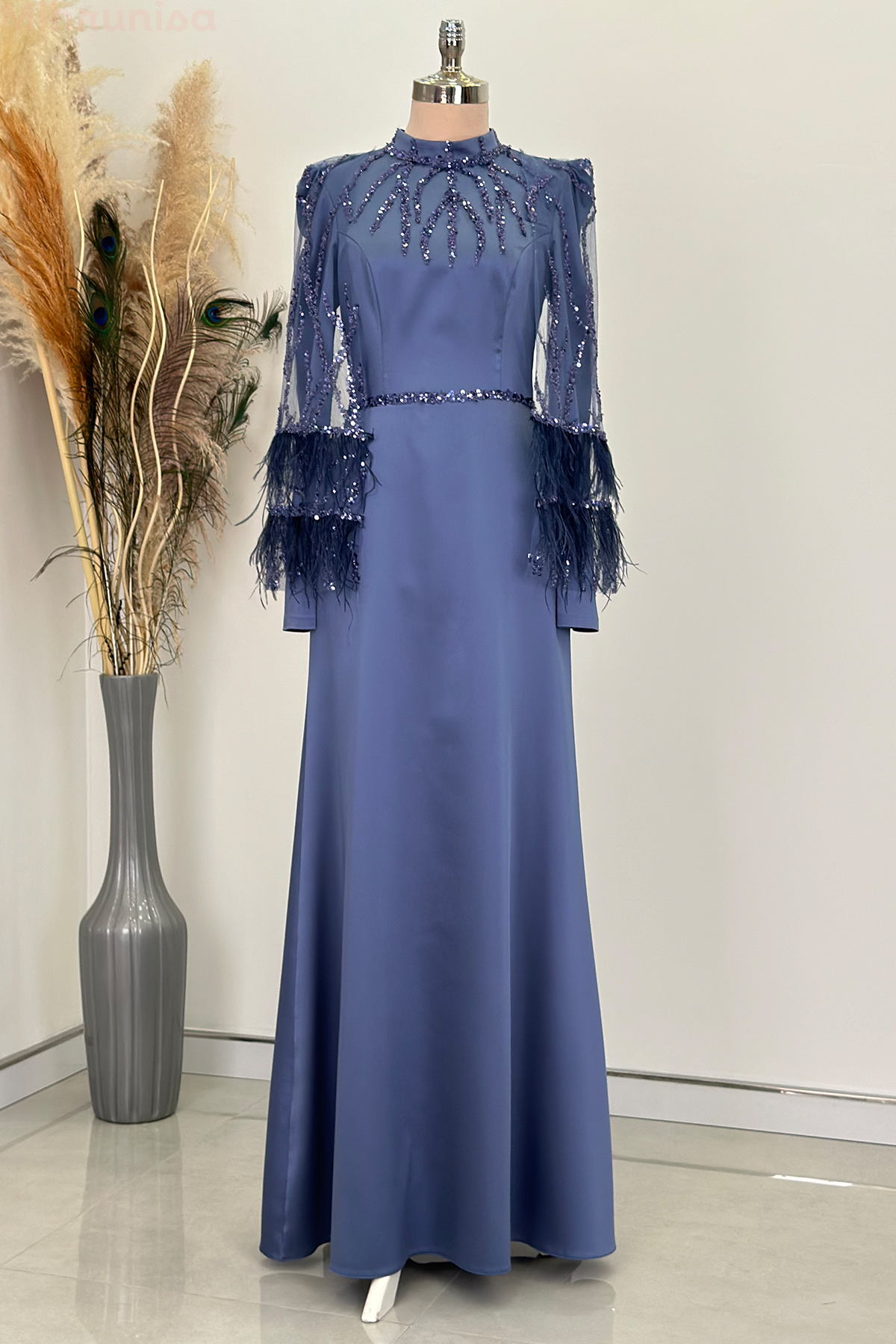 Formal dress with cape sleeves deals