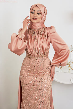 Robe de soirée Incila avec cape à traîne, détail drapé et pierres - Rose - 3