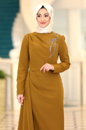 Taş Baskı Detaylı Pelerin Kuyruklu Krep Adel Abiye Elbise - Yağ Yeşili - Thumbnail